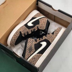 Jordan 1 Mid SE Leopard (GS)