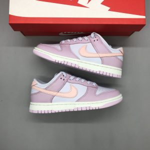 Nike Dunk Low “Easter”